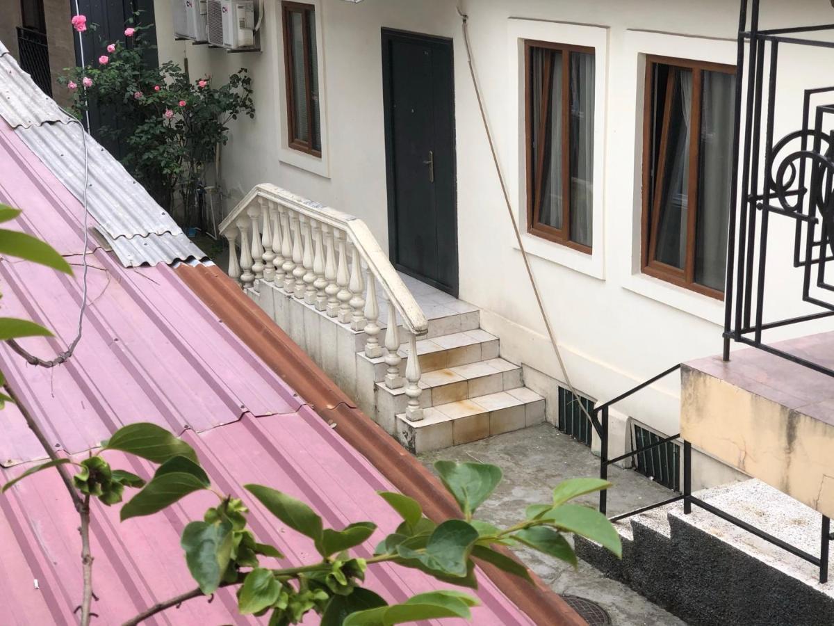 Apartment In The City Center - Old Batumi Exterior photo